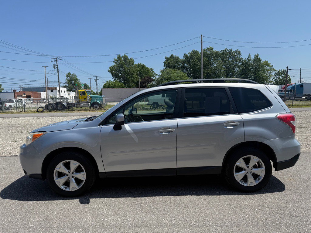 2014 Subaru Forester Image 8