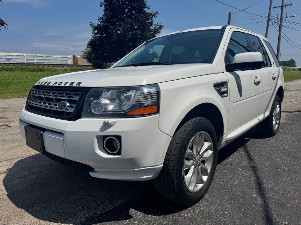 2013 Land Rover LR2 Image 7