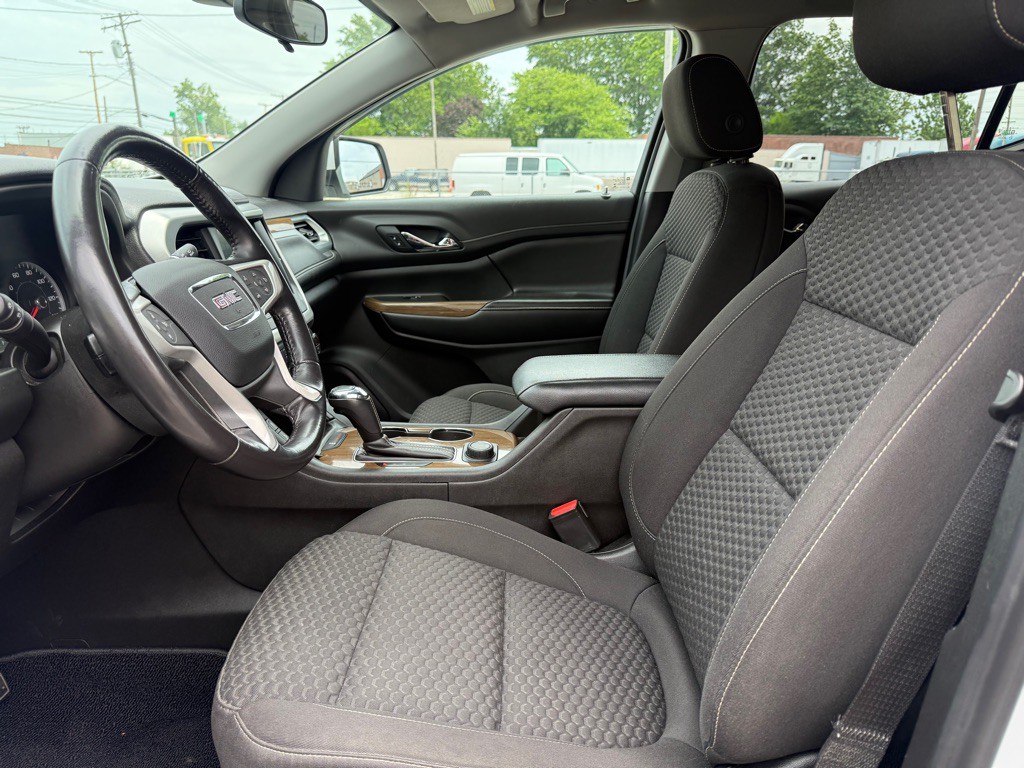 2019 GMC Acadia Image 10
