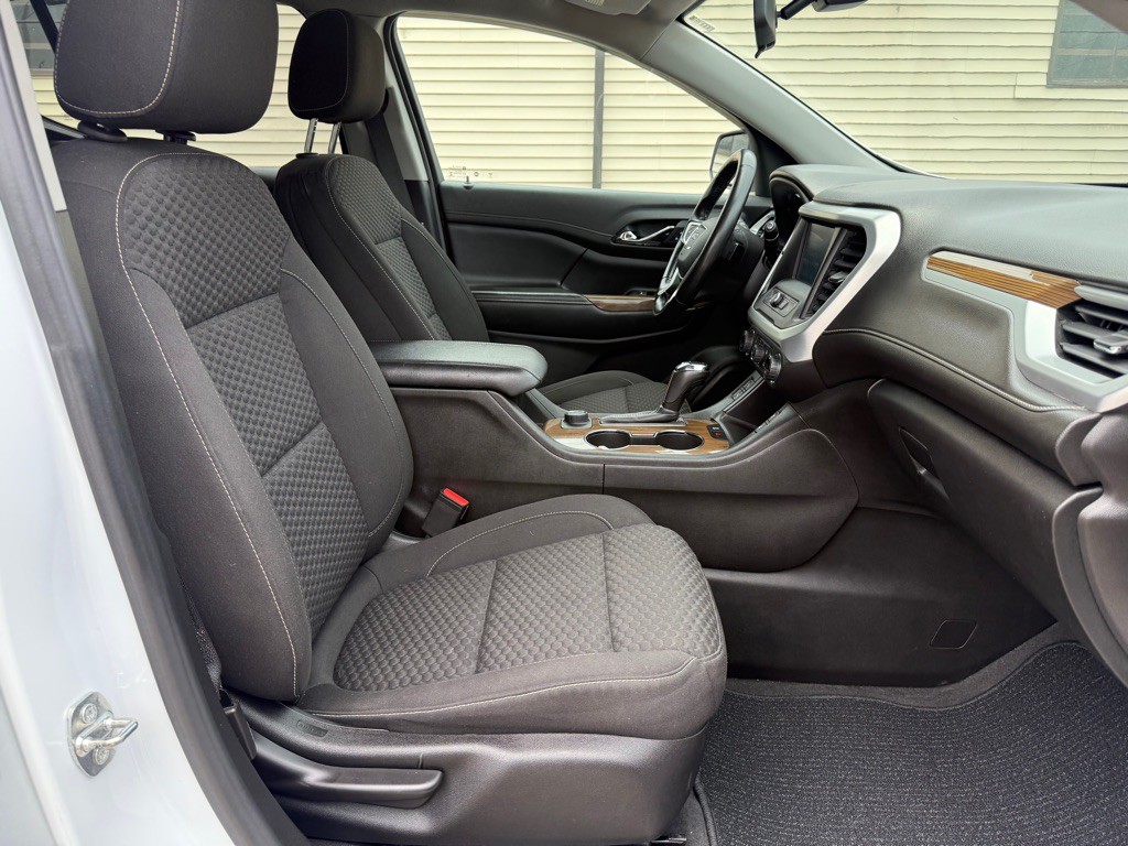 2019 GMC Acadia Image 11