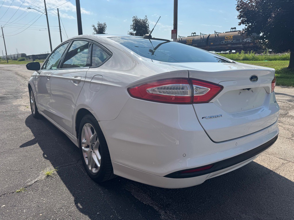 2013 Ford Fusion Image 5