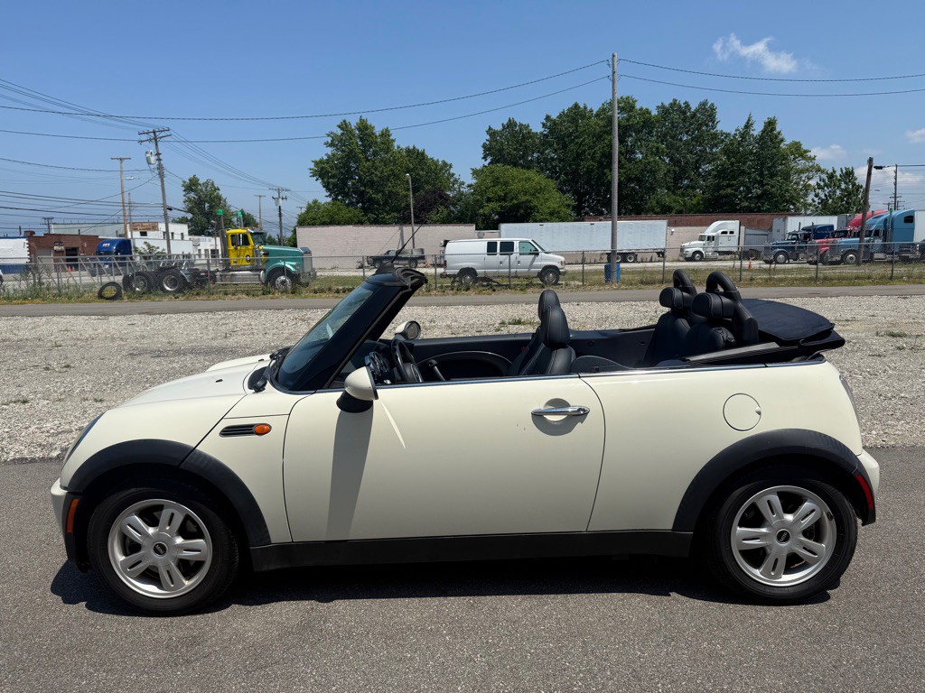 2007 MINI Cooper Image 6