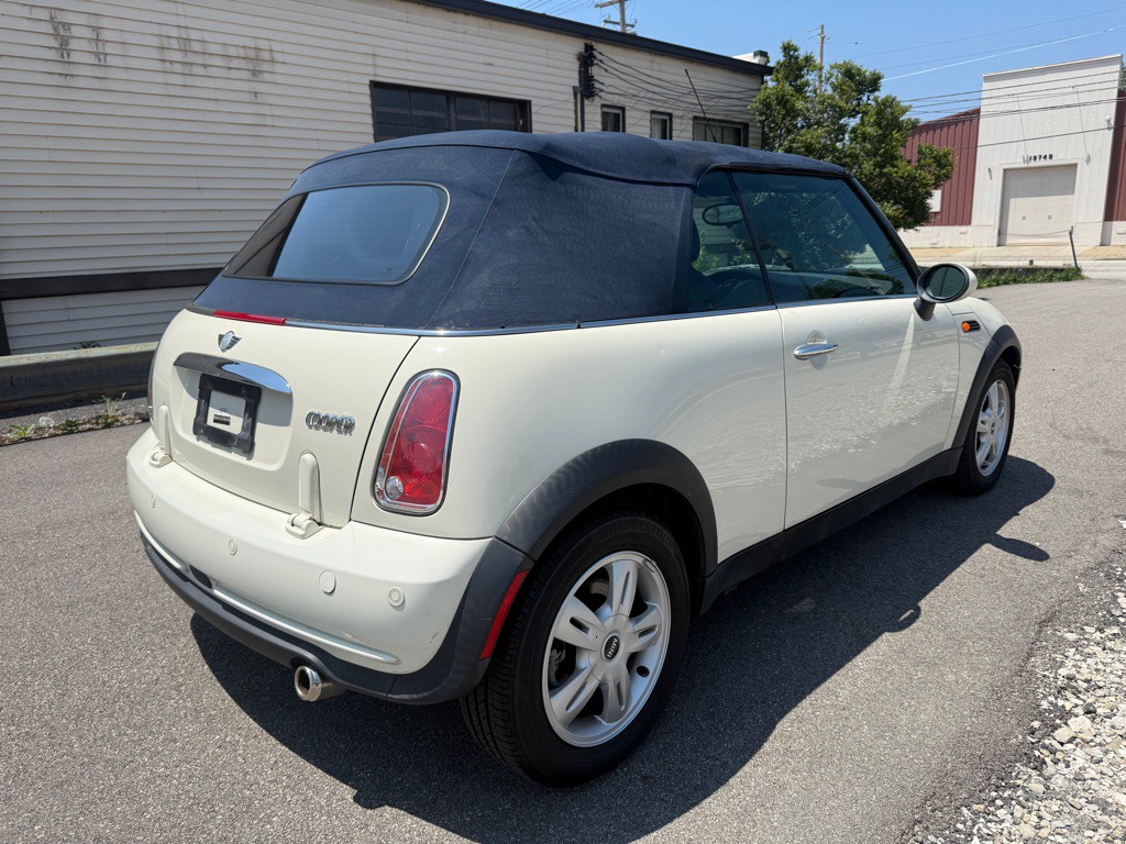 2007 MINI Cooper Image 10