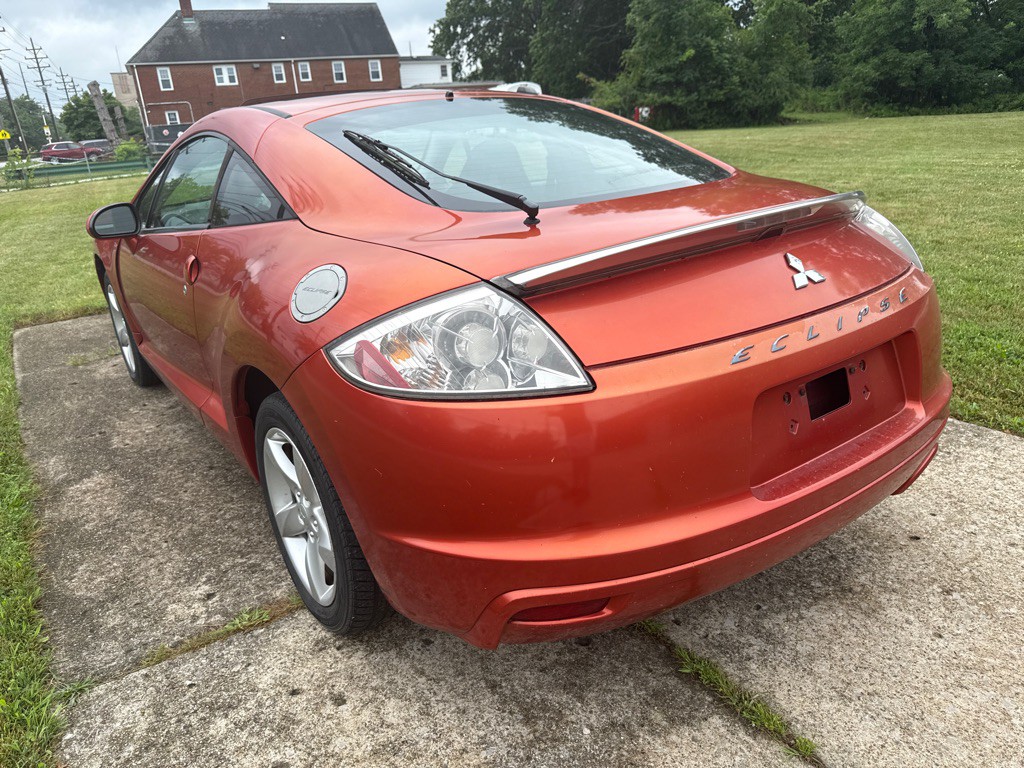 2009 Mitsubishi Eclipse Image 7