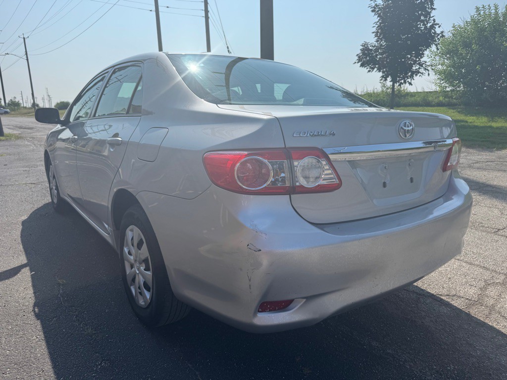 2011 Toyota Corolla Image 5