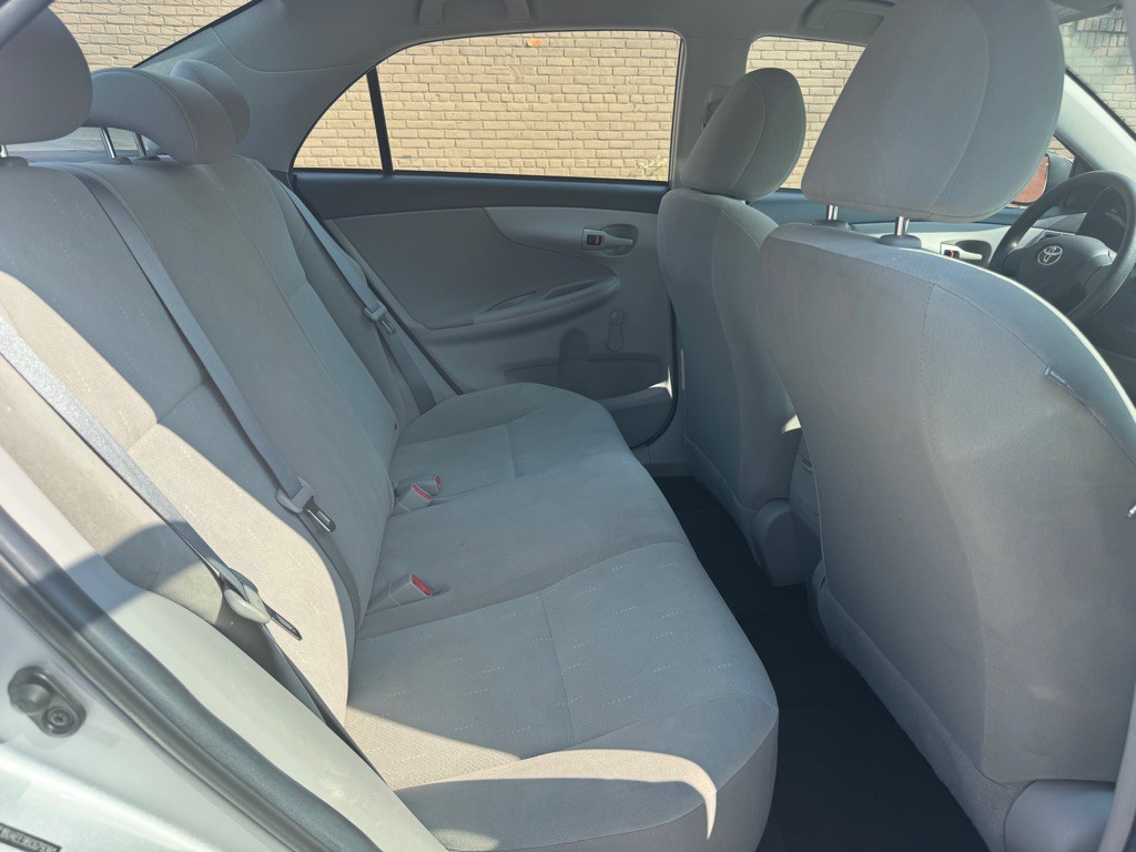 2011 Toyota Corolla Image 11