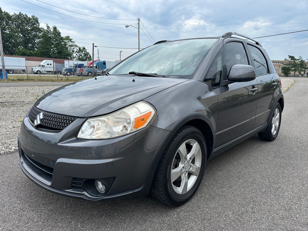 2011 Suzuki SX4 Image 6