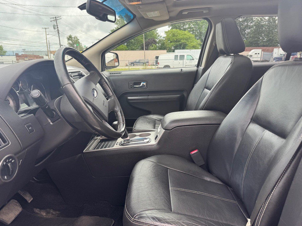 2010 Ford Edge Image 9