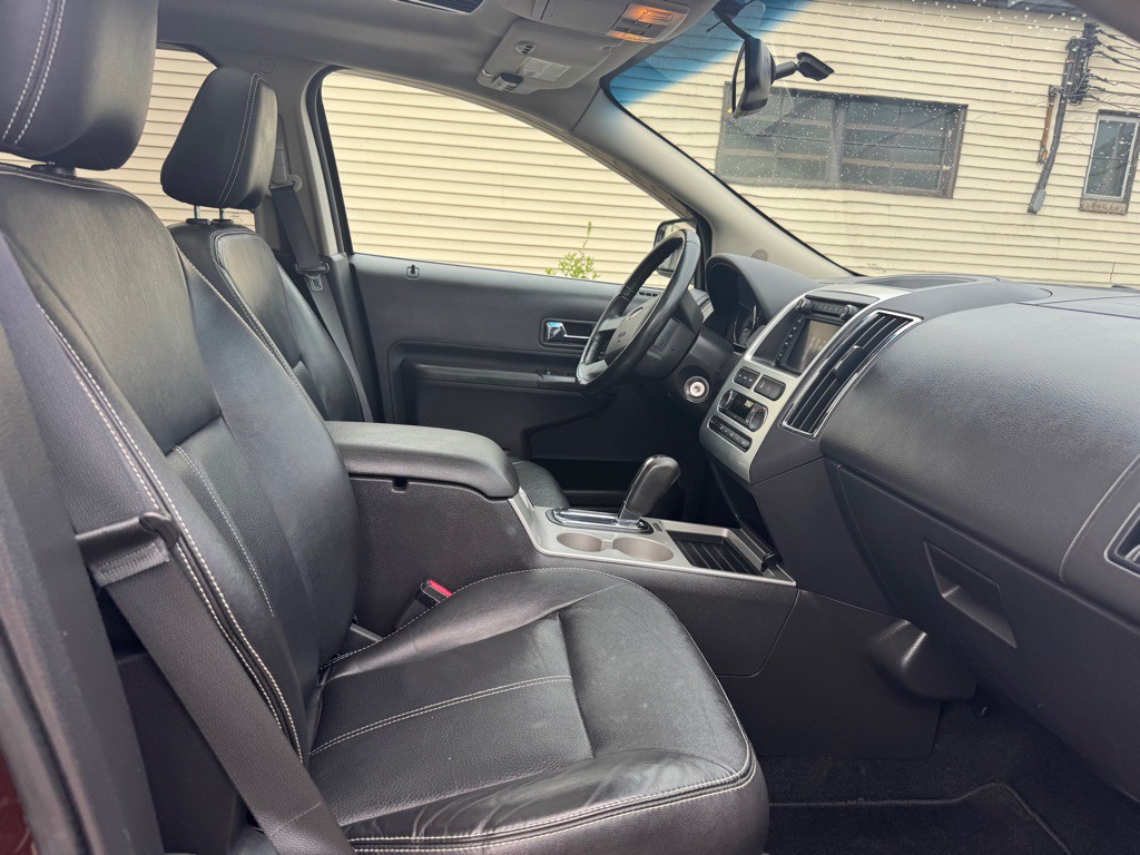 2010 Ford Edge Image 10