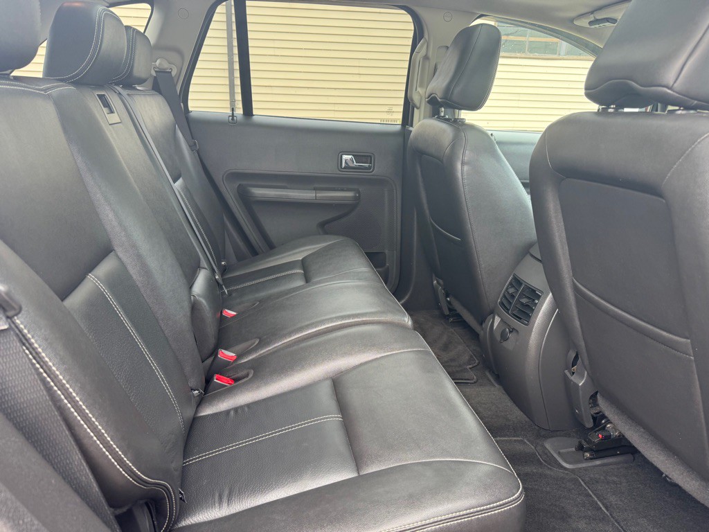 2010 Ford Edge Image 11