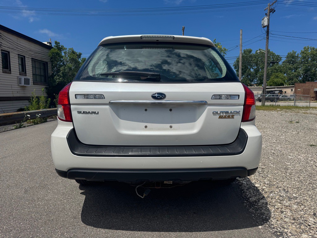 2009 Subaru Outback Image 4