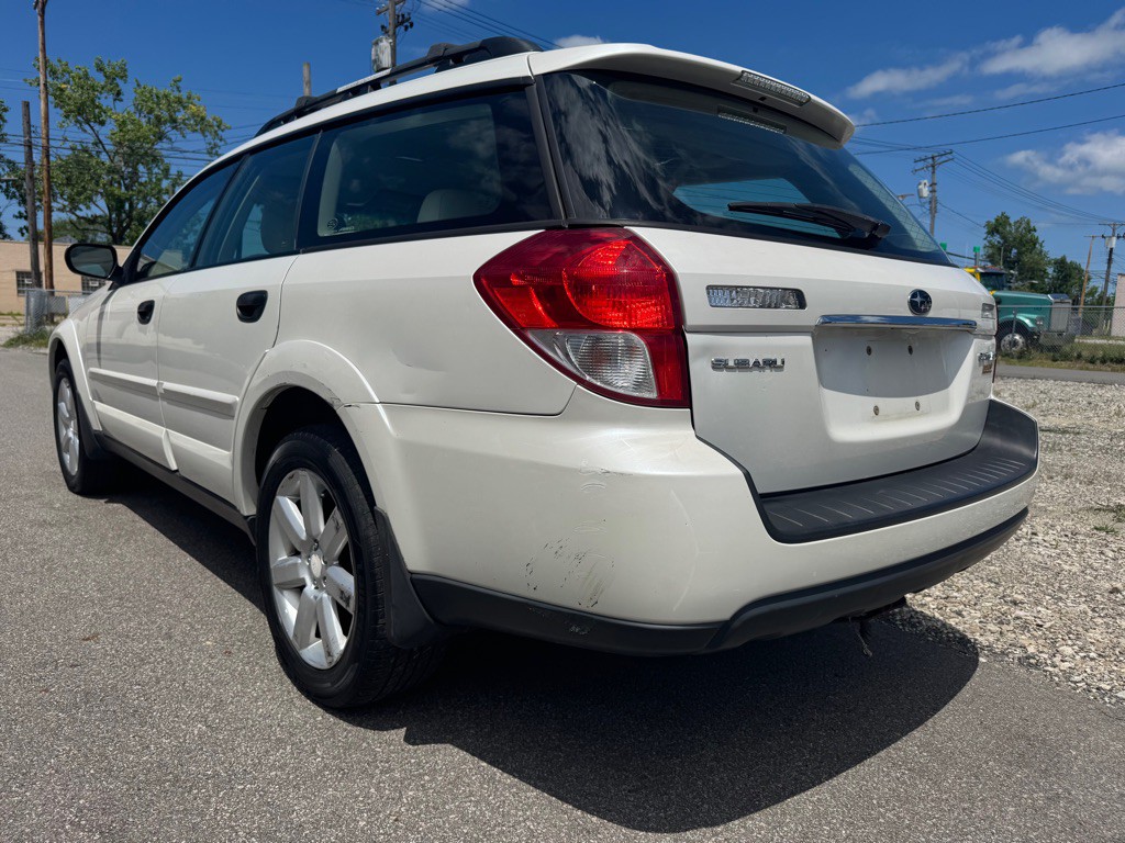 2009 Subaru Outback Image 5