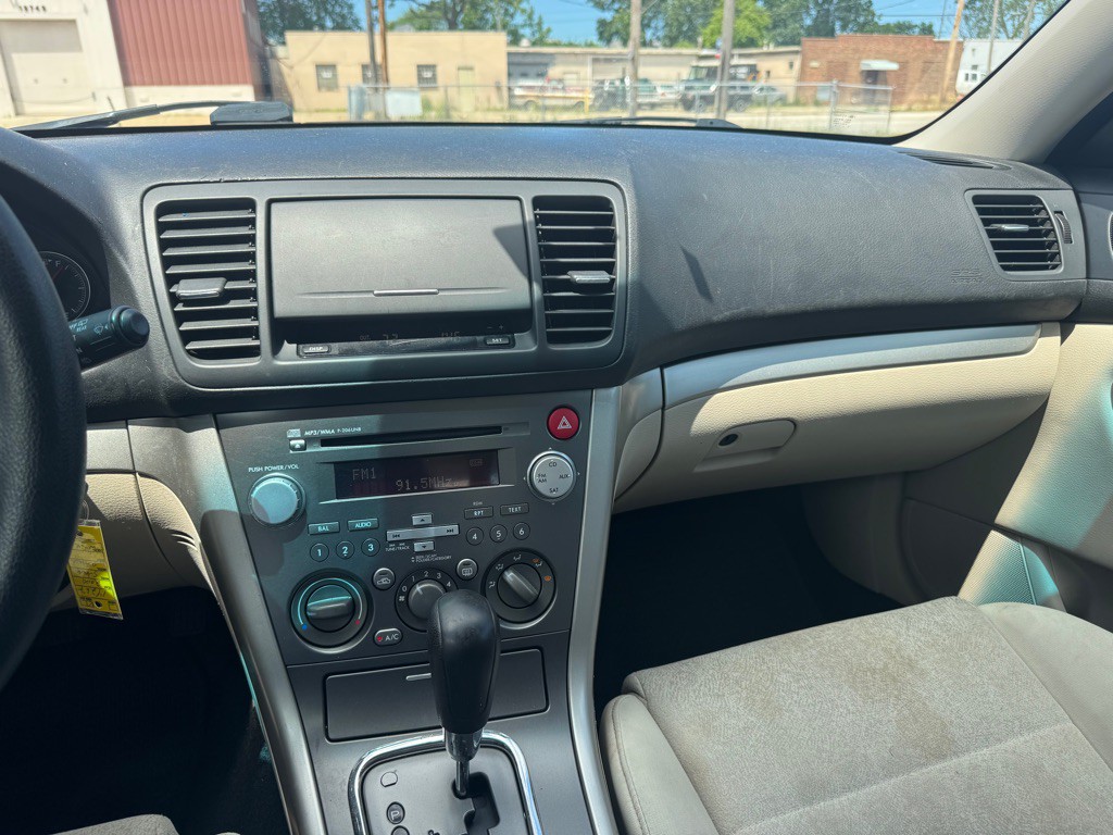 2009 Subaru Outback Image 14