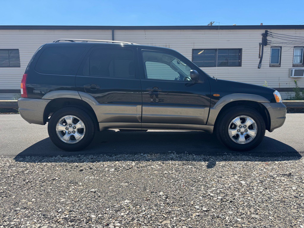 2003 Mazda Tribute Image 2