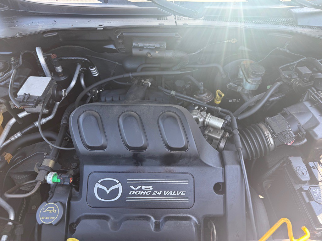 2003 Mazda Tribute Image 14