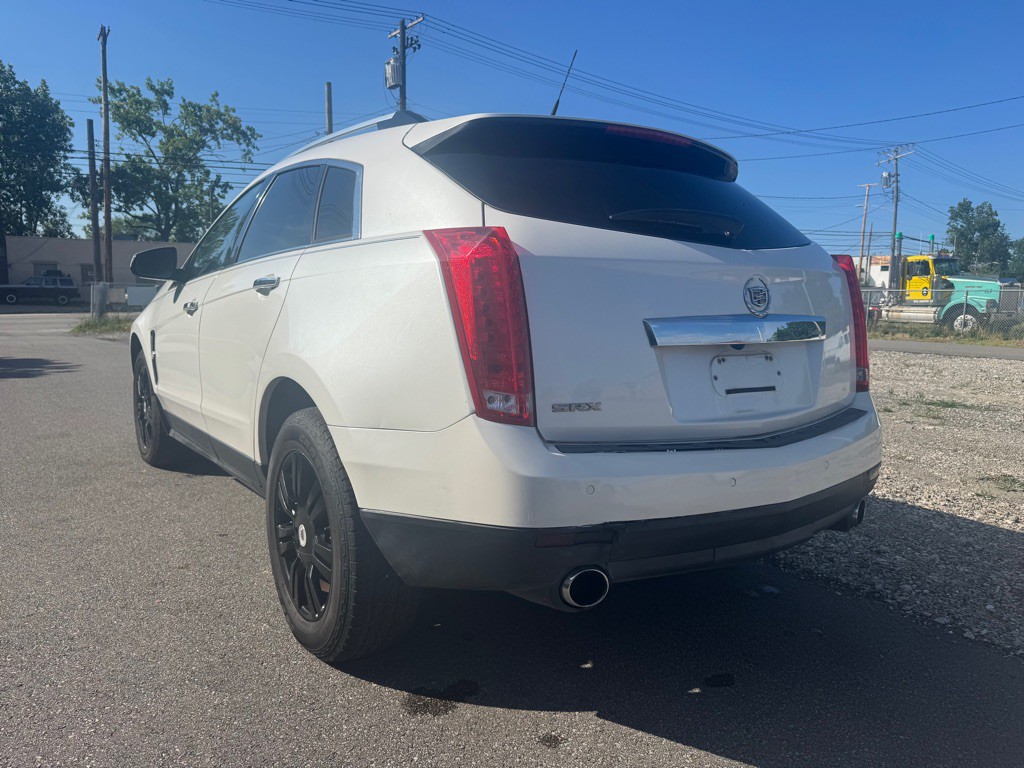 2011 Cadillac SRX Image 5