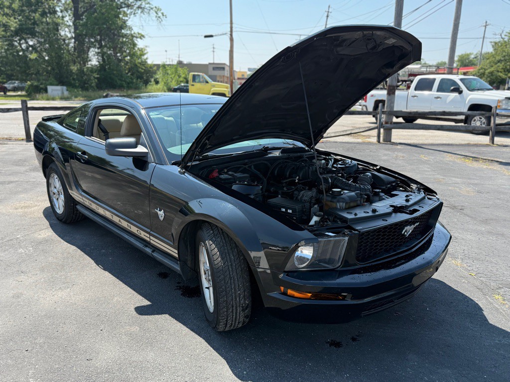 2009 Ford Mustang Image 3