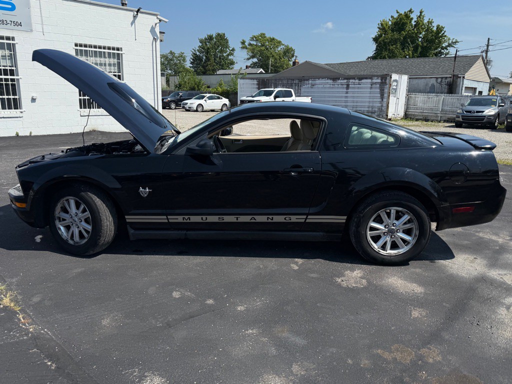 2009 Ford Mustang Image 5