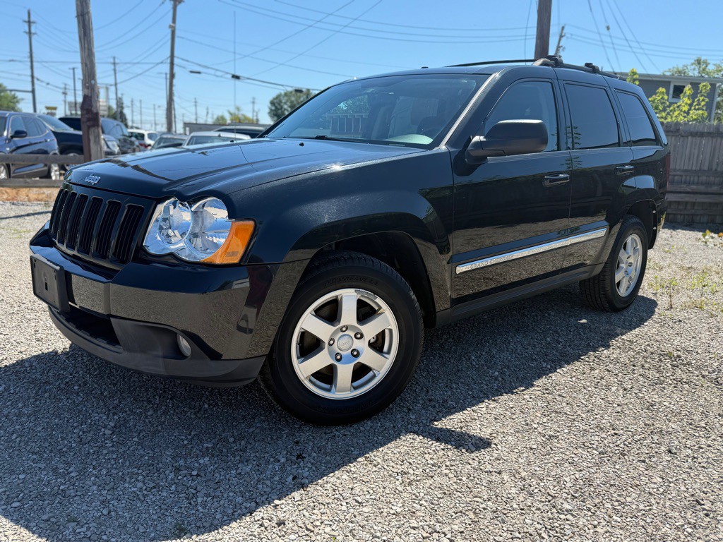 2010 Jeep Grand Cherokee Image 1