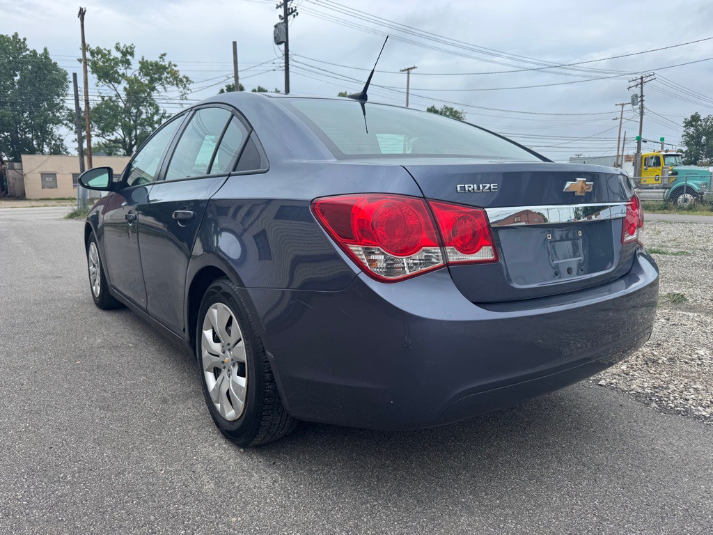 2014 Chevrolet Cruze Image 5