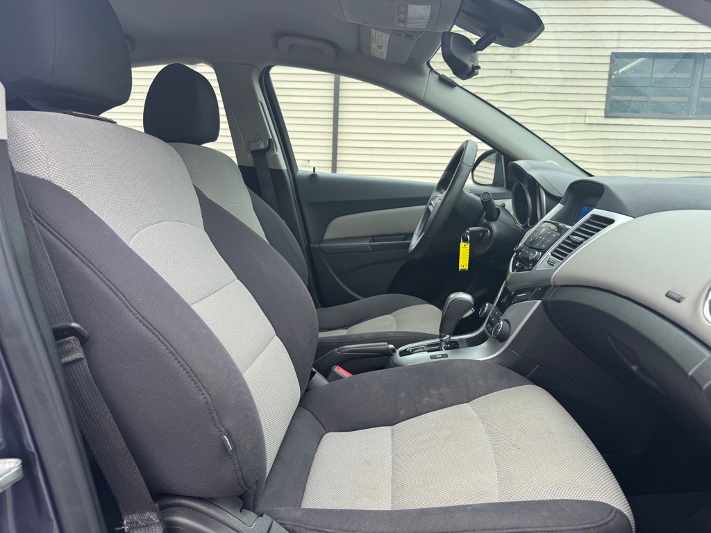 2014 Chevrolet Cruze Image 10