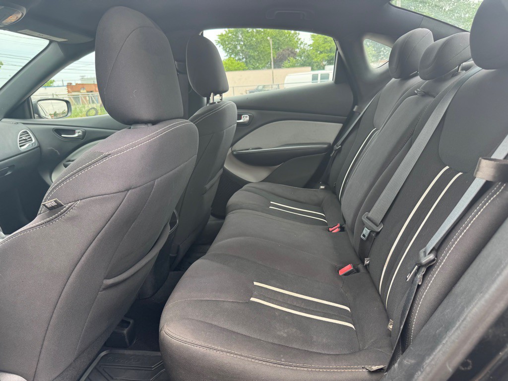 2014 Dodge Dart Image 12