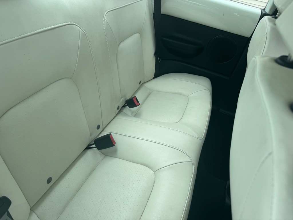 2008 Volkswagen Beetle Image 11