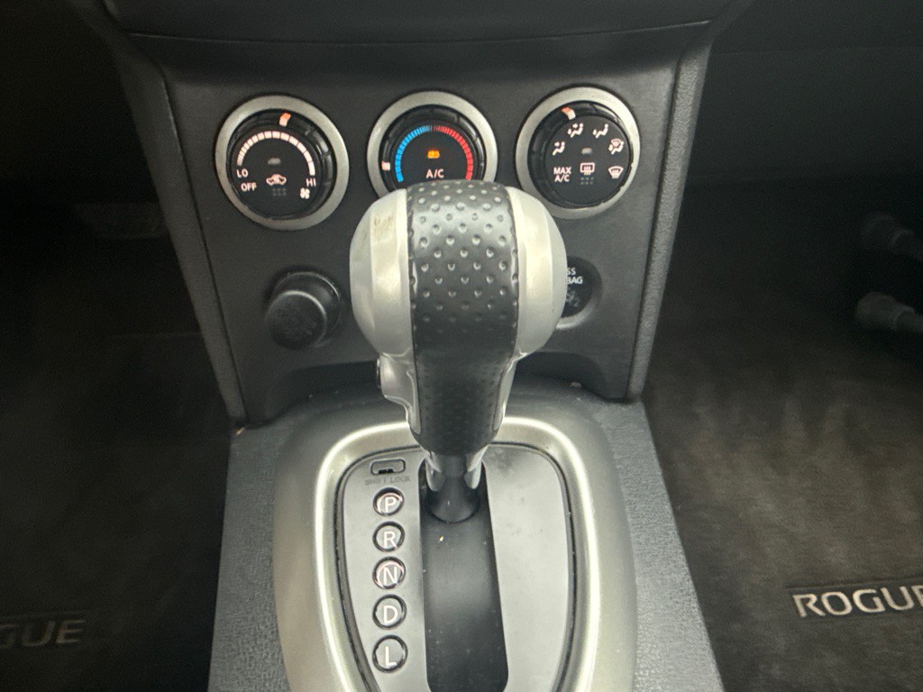2012 Nissan Rogue Image 18