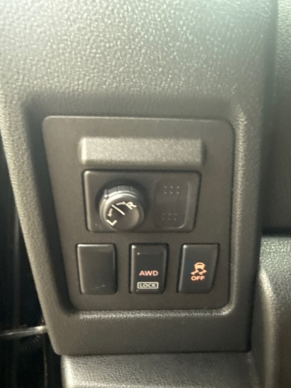 2012 Nissan Rogue Image 20
