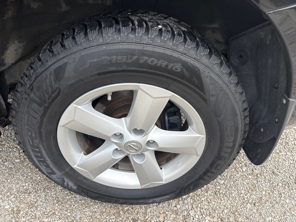2012 Nissan Rogue Image 21