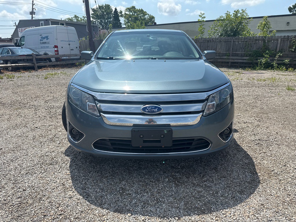 2011 Ford Fusion Image 2