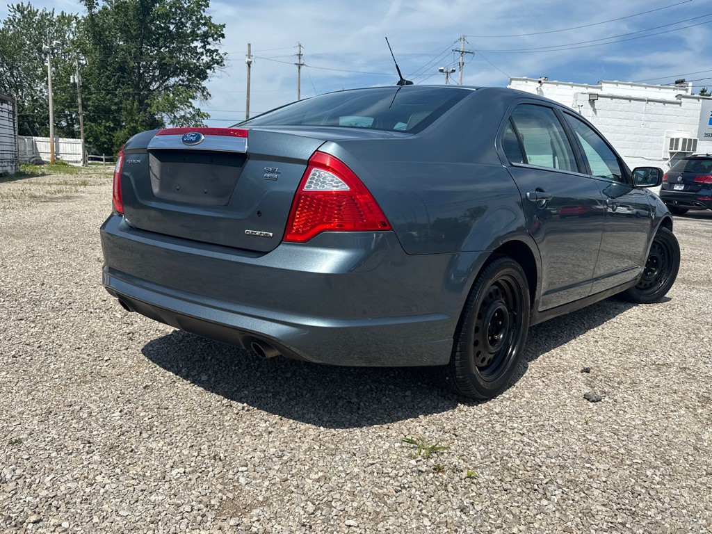 2011 Ford Fusion Image 6
