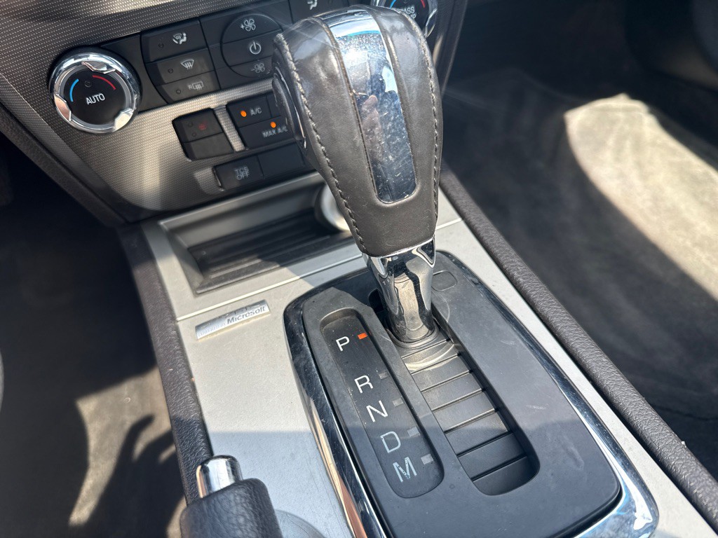 2011 Ford Fusion Image 17