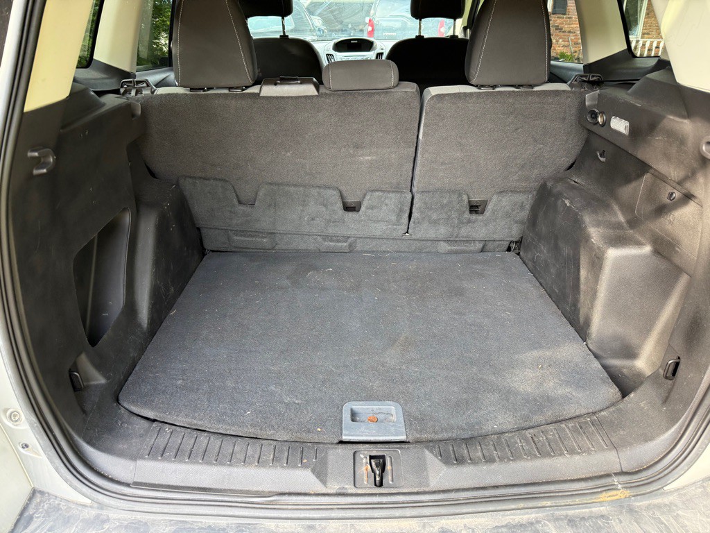 2015 Ford Escape Image 20