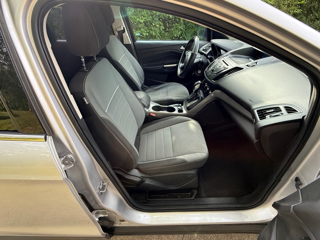 2015 Ford Escape Image 24