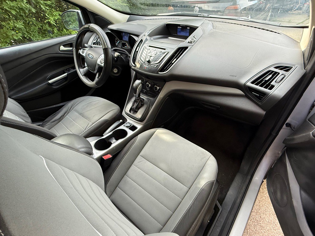 2015 Ford Escape Image 25