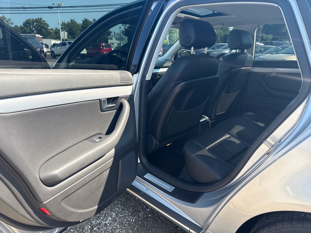 2007 Audi A4 Image 12