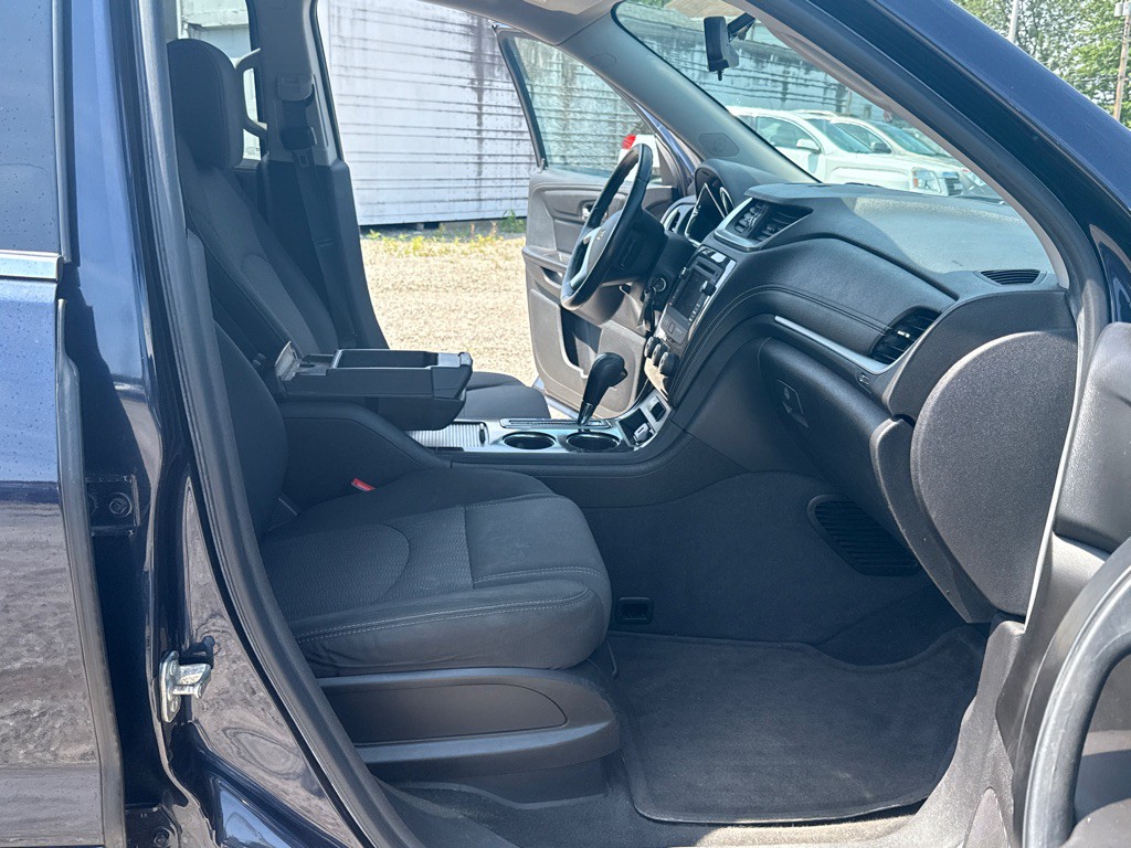 2016 Chevrolet Traverse Image 11