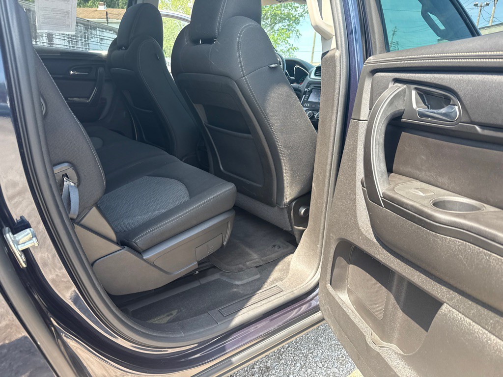 2016 Chevrolet Traverse Image 13