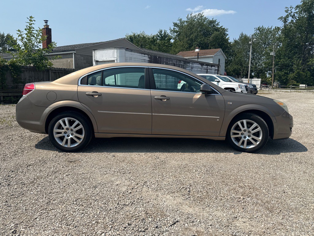 2007 Saturn Aura Image 4