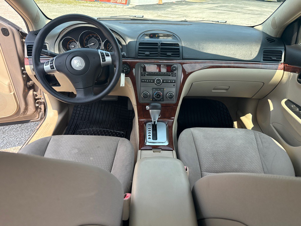 2007 Saturn Aura Image 9