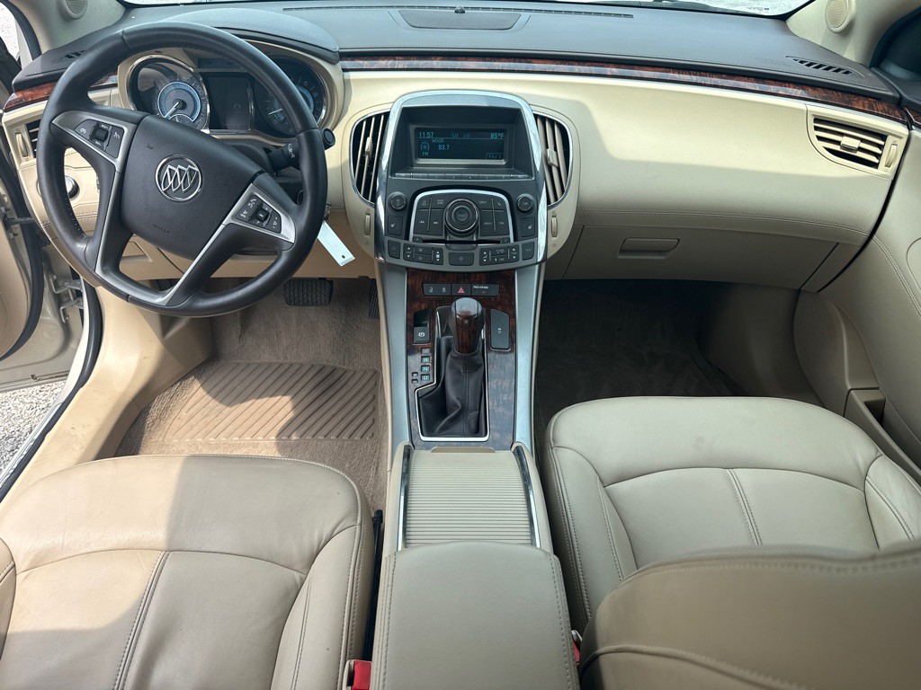 2012 Buick Lacrosse Image 9