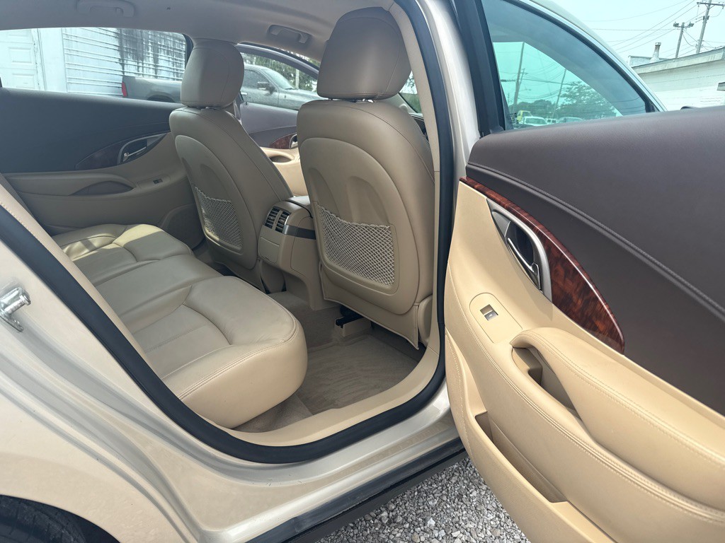2012 Buick Lacrosse Image 13