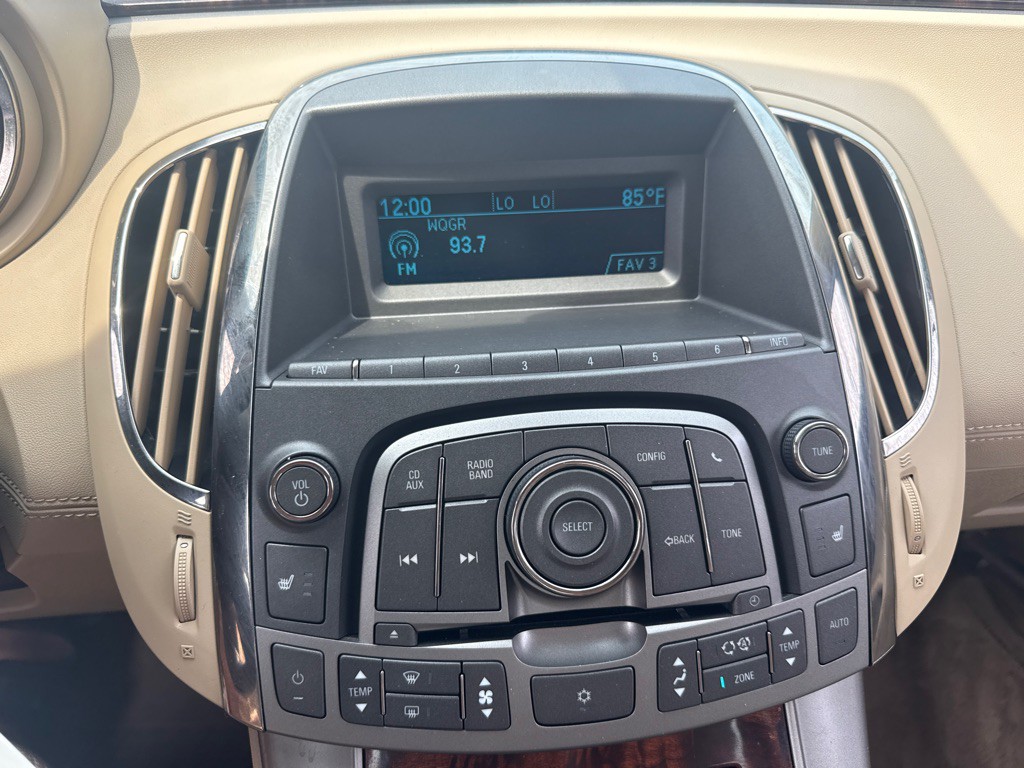 2012 Buick Lacrosse Image 15