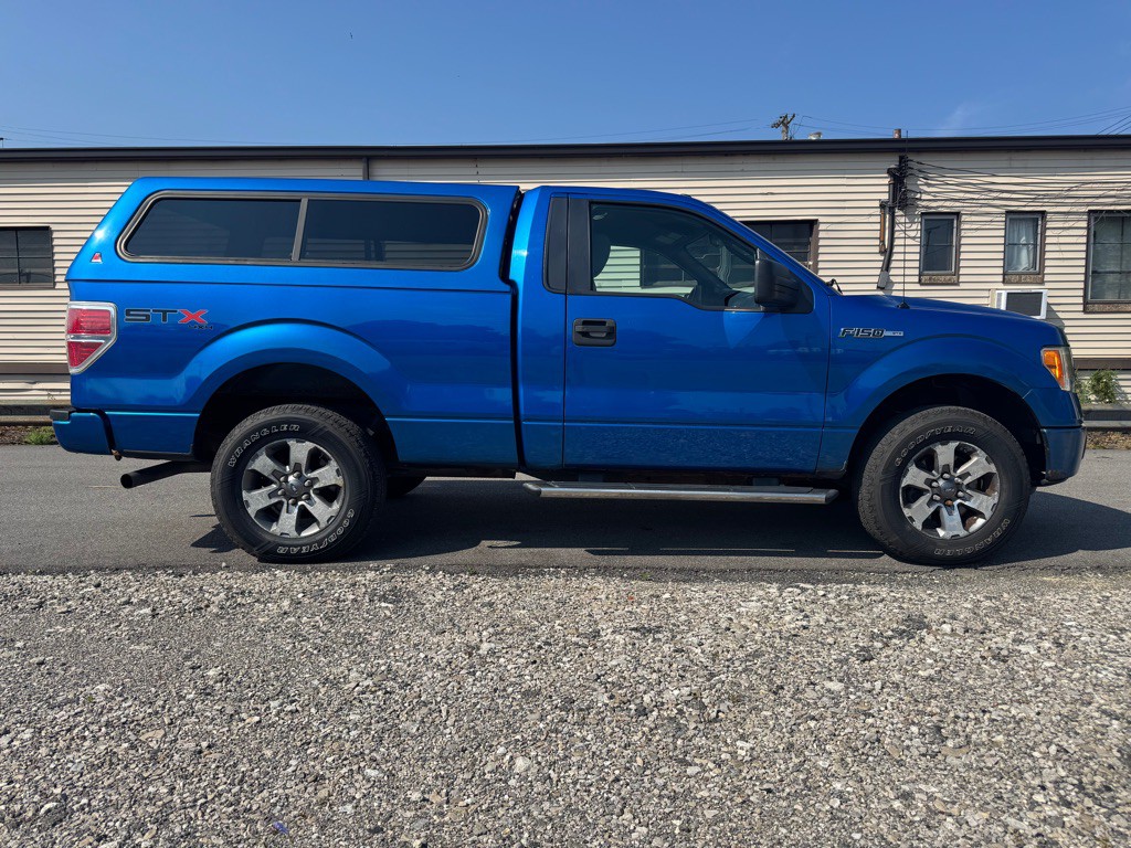 2013 Ford F-150 Image 2