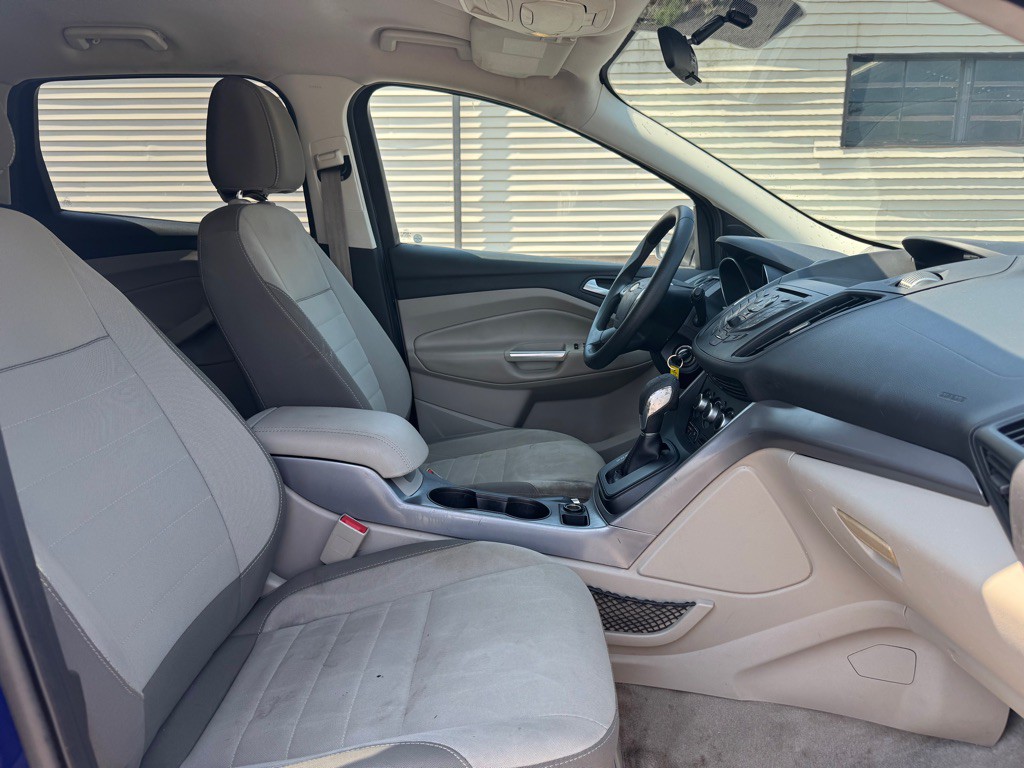 2015 Ford Escape Image 10