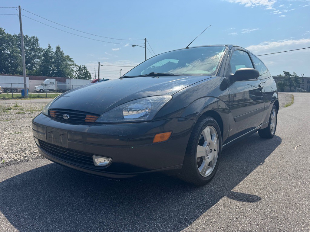 2004 Ford Focus Image 7
