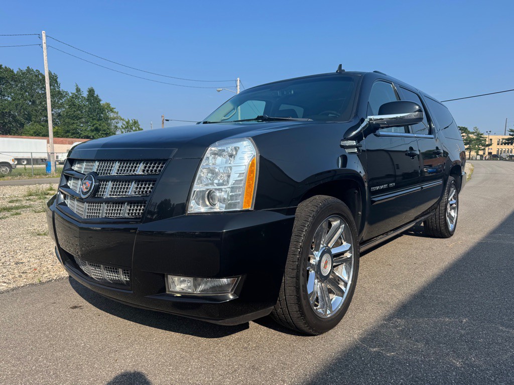 2013 Cadillac Escalade Image 7