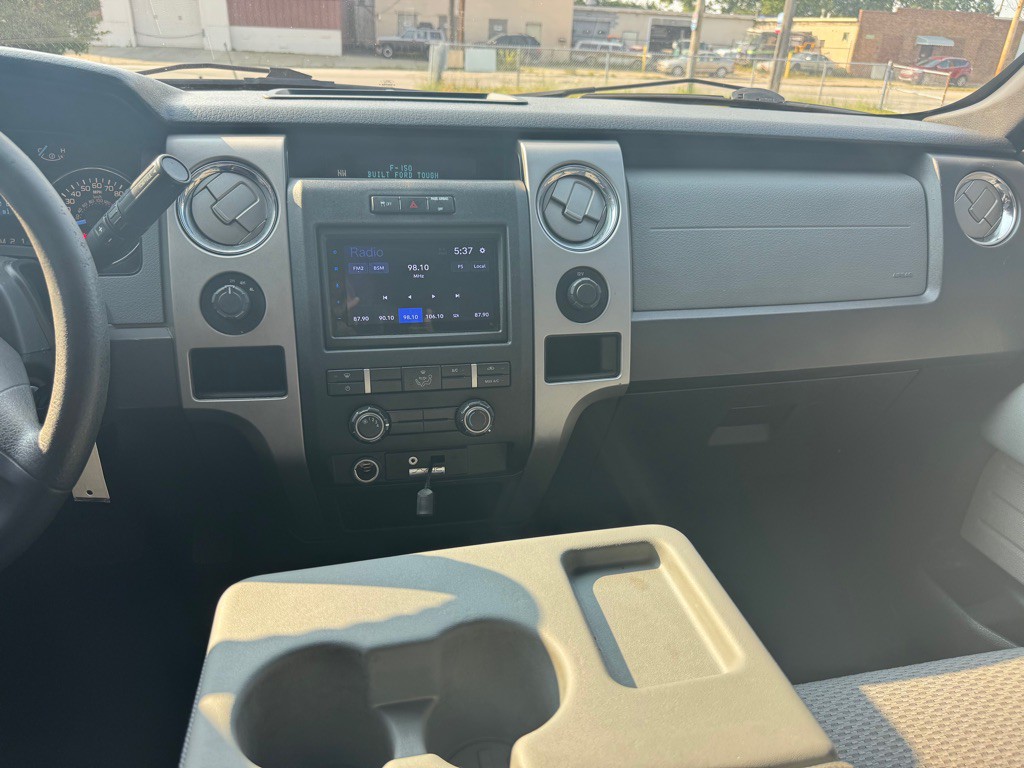 2011 Ford F-150 Image 14
