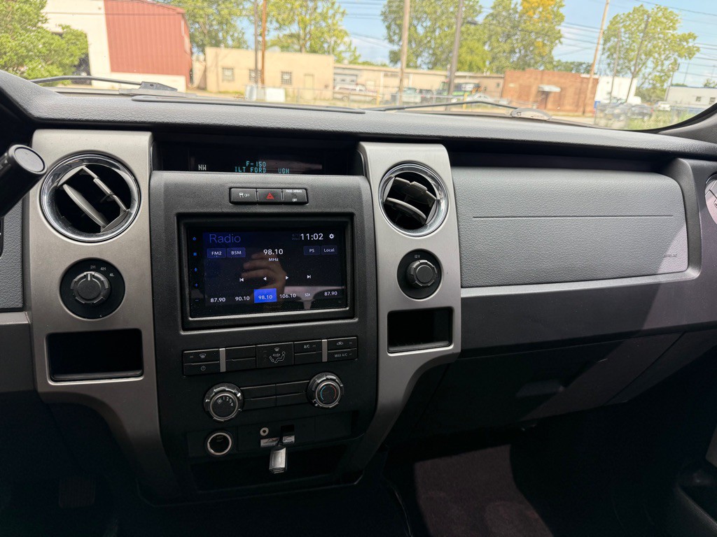 2011 Ford F-150 Image 14